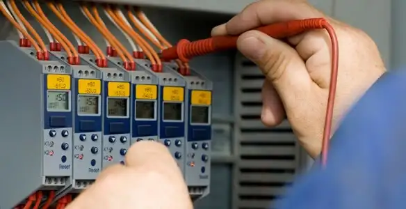 electrical contractors performing professional electrical system testing and configuration in San Diego, CA