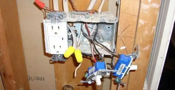 gfci circuits service wiring and upgrading electrical outlets with ground fault protection in San Diego, CA