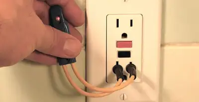 gfci circuits service testing ground fault circuit interrupter outlet to ensure electrical protection in San Diego, CA